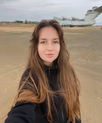 Со мной ты окунешься в мир страсти и наслаждения. Я очаровательная, опытная и всегда располагаю к себе. У меня прекрасные фото, которые подтверждают мою естественную красоту. Мои услуги широки и включают классический секс, оральный секс, эротический массаж и многое другое. Я готова исполнить все твои сокровенные желания. У меня много довольных клиентов, и они говорят, что со мной они получили настоящее удовольствие. Не упусти возможность окунуться в океан наслаждения со мной. Жду встречи! 😘🔥 Аллочка